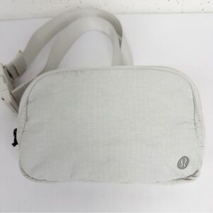 Lululemon Light Gray Everywhere Belt Bag Fanny Pack